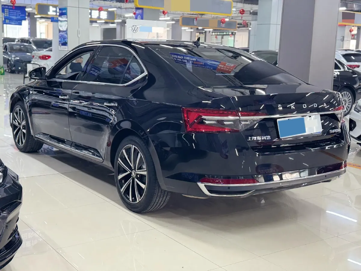 2024 Skoda Superb 1.4T 150HP L4 7DCT,autocango,china used car exporter,china ev exporter,chinese used car exporter,chinese used ev exporter