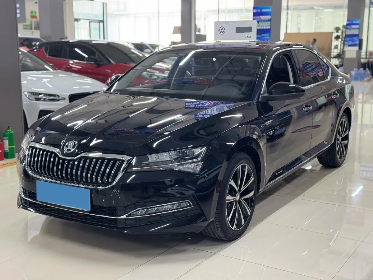2024 Skoda Superb 1.4T 150HP L4 7DCT,autocango,china used car exporter,china ev exporter,chinese used car exporter,chinese used ev exporter