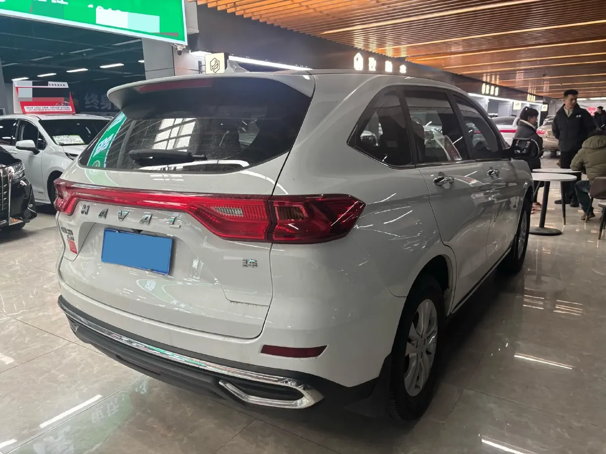 2021 Haval M6 1.5T 150HP L4 7DCT,autocango,china used car exporter,china ev exporter,chinese used car exporter,chinese used ev exporter