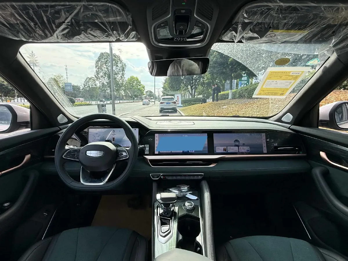 2024 Geely Monjaro 1.5T 163HP L4 3DHT Hybrid,autocango,china used car exporter,china ev exporter,chinese used car exporter,chinese used ev exporter