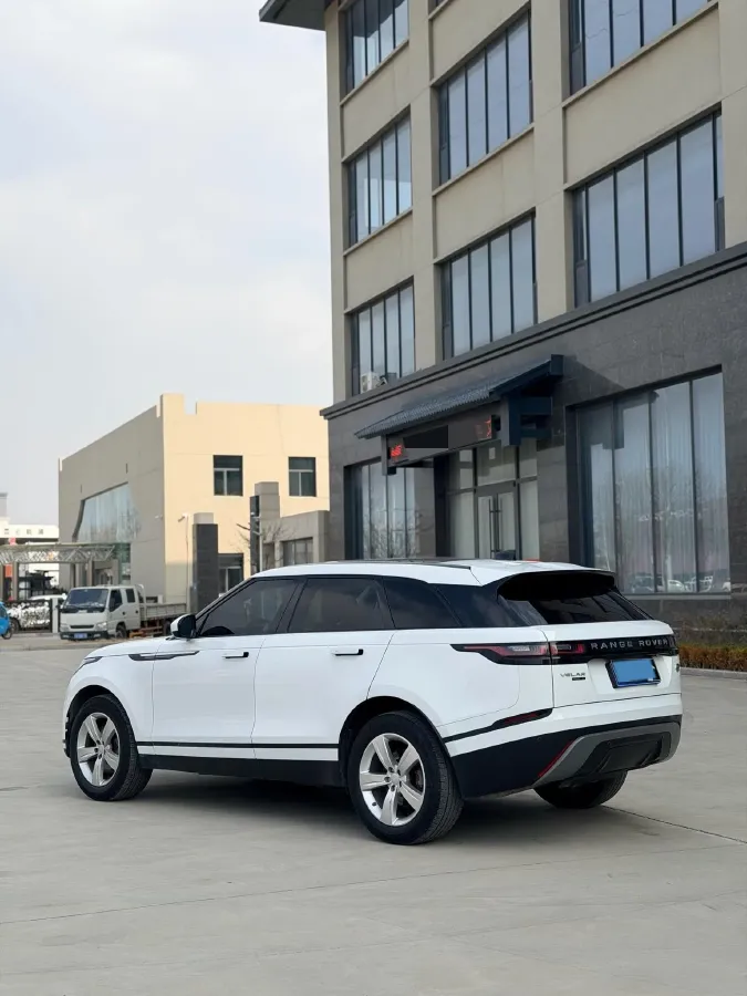 2018 Land Rover Range Rover Velar 2.0T 300HP L4 8AT,autocango,china used car exporter,china ev exporter,chinese used car exporter,chinese used ev exporter