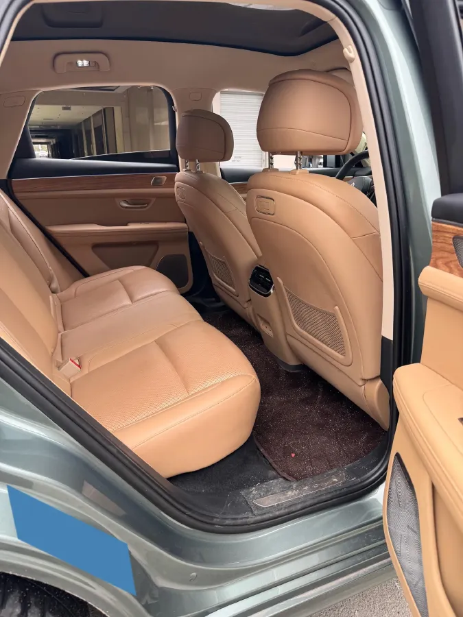 2023 HIMA AITO M5 1.5T 152HP L4 REEV 40KWH,autocango,china used car exporter,china ev exporter,chinese used car exporter,chinese used ev exporter