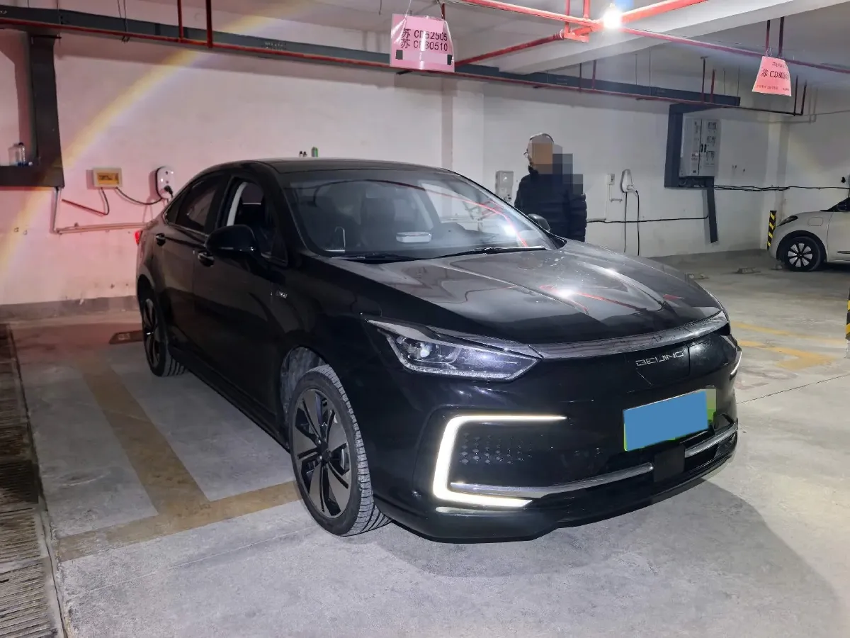 2019 BeiJing Auto EU7 BEV 60.225KWH,autocango,china used car exporter,china ev exporter,chinese used car exporter,chinese used ev exporter