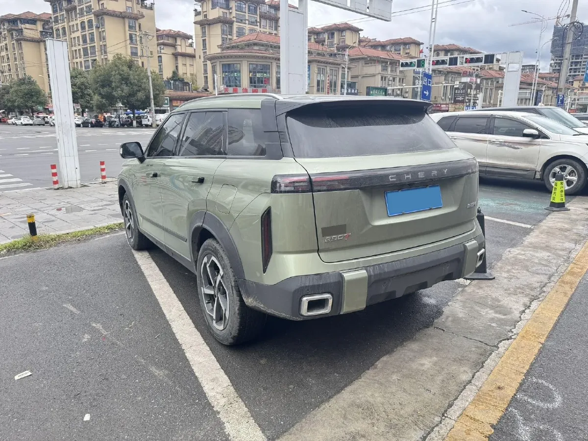 2023 Chery Exploration 06 1.6T 197HP L4 7DCT,autocango,china used car exporter,china ev exporter,chinese used car exporter,chinese used ev exporter
