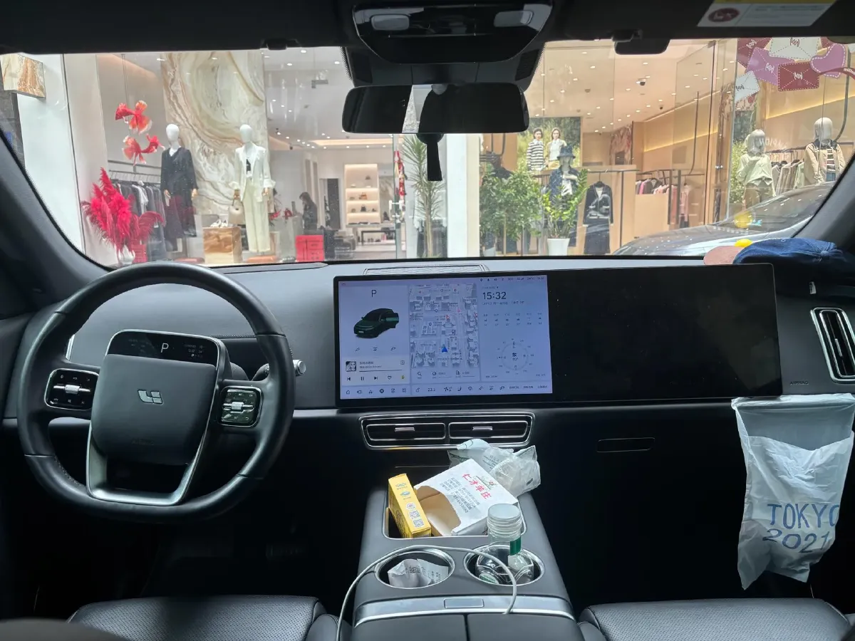 2023 Li L7 Range Extended 154HP REEV 40.9KWH,autocango,china used car exporter,china ev exporter,chinese used car exporter,chinese used ev exporter