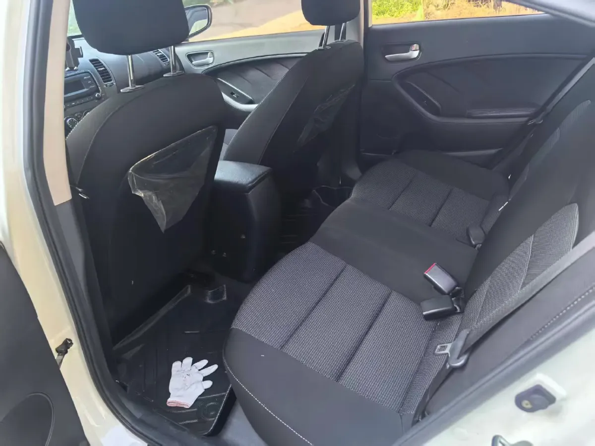 2016 Kia K3 1.6L 128HP L4 6MT,autocango,china used car exporter,china ev exporter,chinese used car exporter,chinese used ev exporter