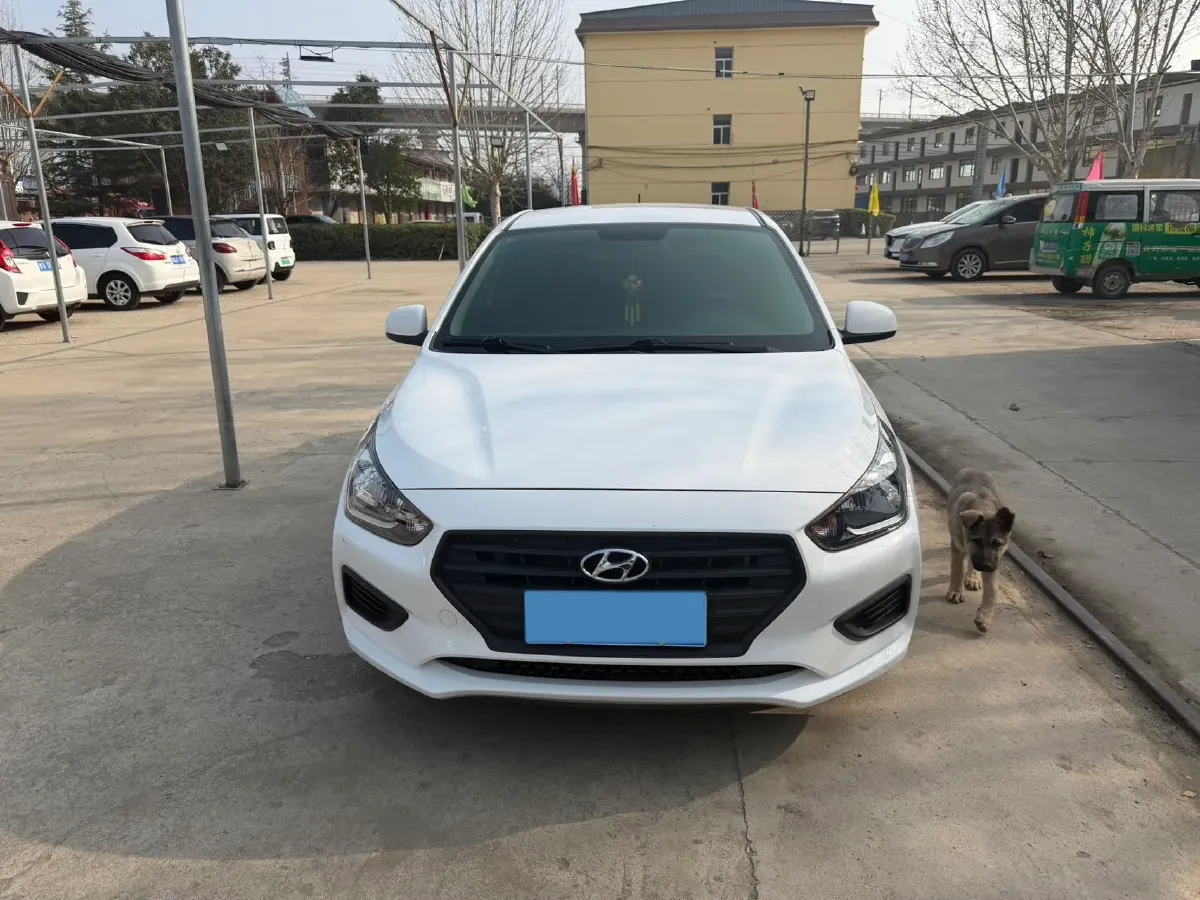 2017 Hyundai Reina 1.4L 95HP L4 5MT,autocango,china used car exporter,china ev exporter,chinese used car exporter,chinese used ev exporter
