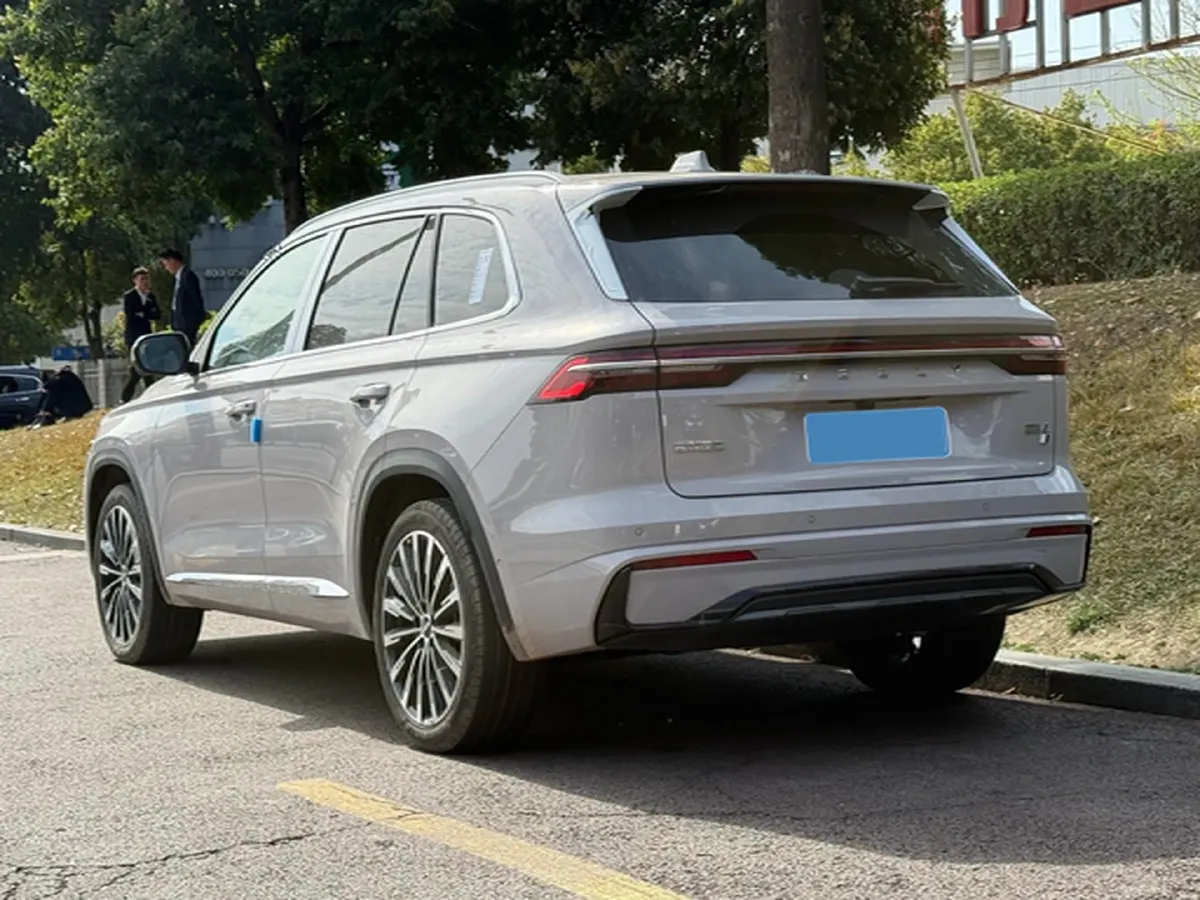 2024 Geely Monjaro 1.5T 163HP L4 3DHT Hybrid,autocango,china used car exporter,china ev exporter,chinese used car exporter,chinese used ev exporter