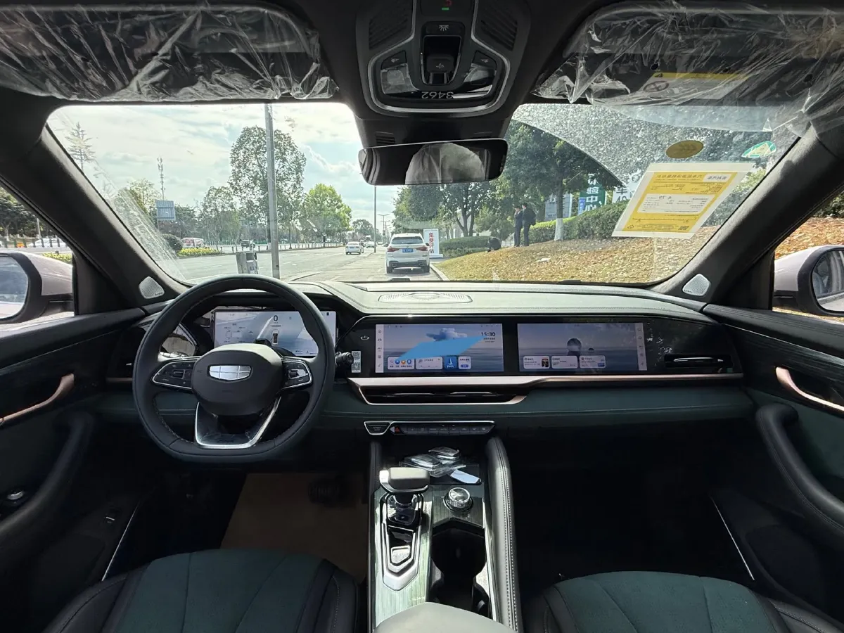 2024 Geely Monjaro 1.5T 163HP L4 3DHT Hybrid,autocango,china used car exporter,china ev exporter,chinese used car exporter,chinese used ev exporter