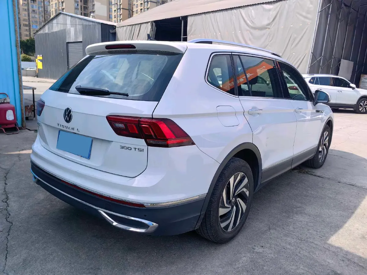 2023 Volkswagen Tiguan L 1.5T 160HP L4 7DCT,autocango,china used car exporter,china ev exporter,chinese used car exporter,chinese used ev exporter