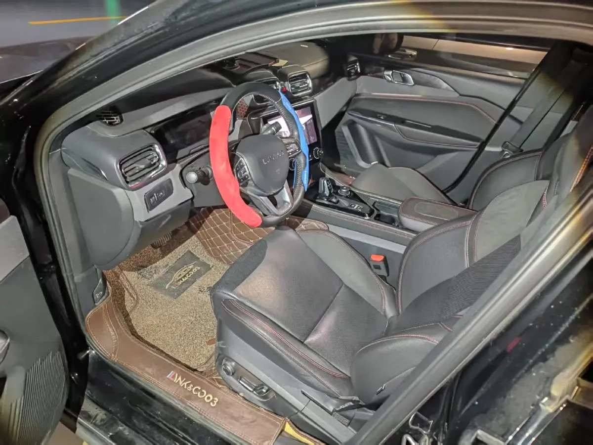 2019 LYNK&CO 01 2.0T 190HP L4 6AT,autocango,china used car exporter,china ev exporter,chinese used car exporter,chinese used ev exporter