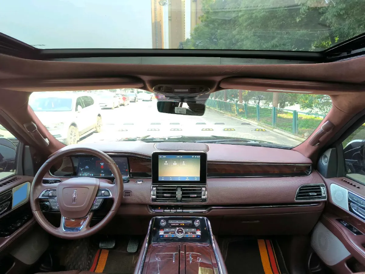 2020 Lincoln Navigator 3.5T 388HP V6 10AT,autocango,china used car exporter,china ev exporter,chinese used car exporter,chinese used ev exporter