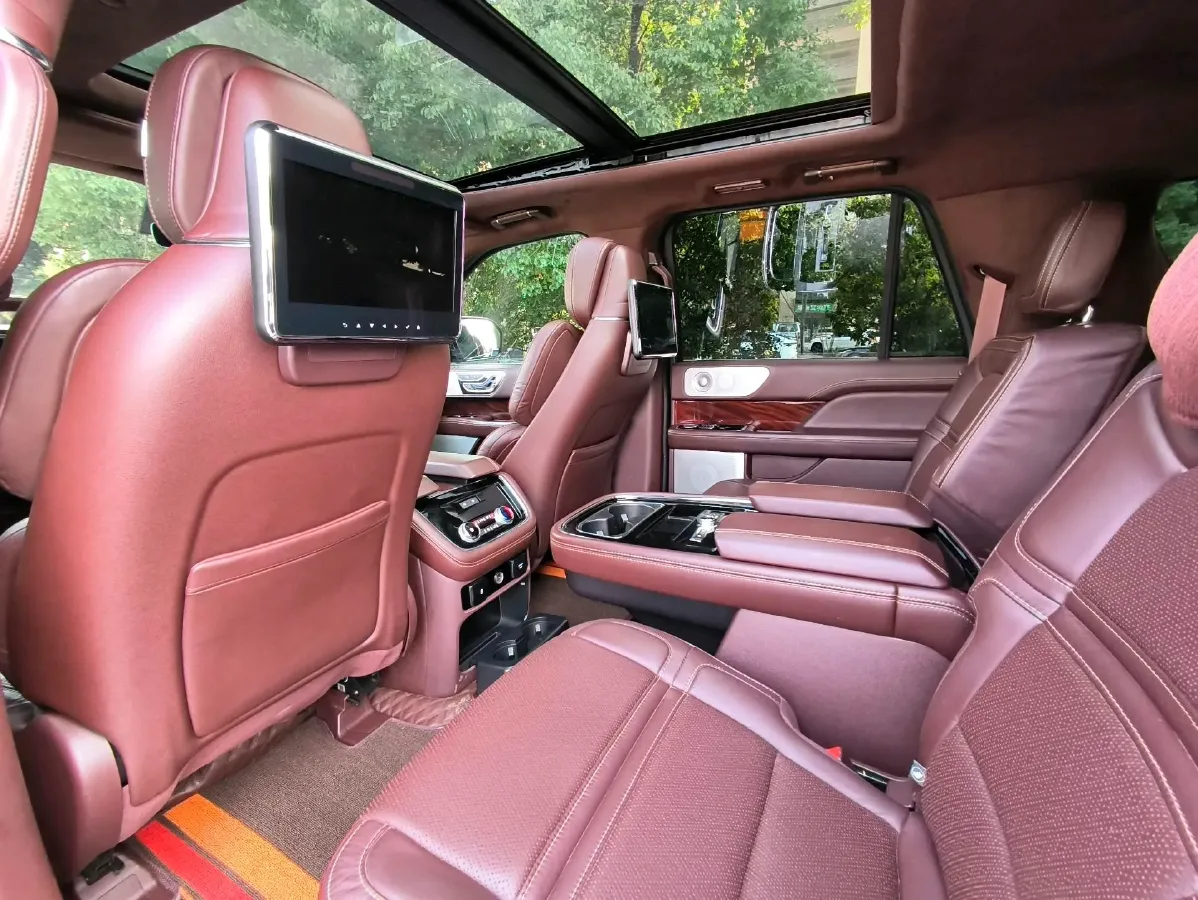 2020 Lincoln Navigator 3.5T 388HP V6 10AT,autocango,china used car exporter,china ev exporter,chinese used car exporter,chinese used ev exporter