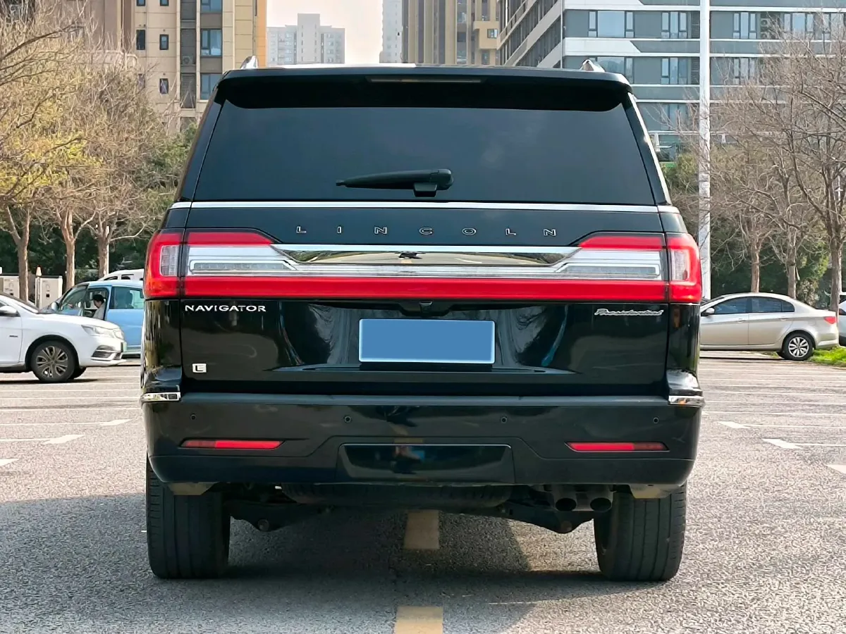 2020 Lincoln Navigator 3.5T 388HP V6 10AT,autocango,china used car exporter,china ev exporter,chinese used car exporter,chinese used ev exporter