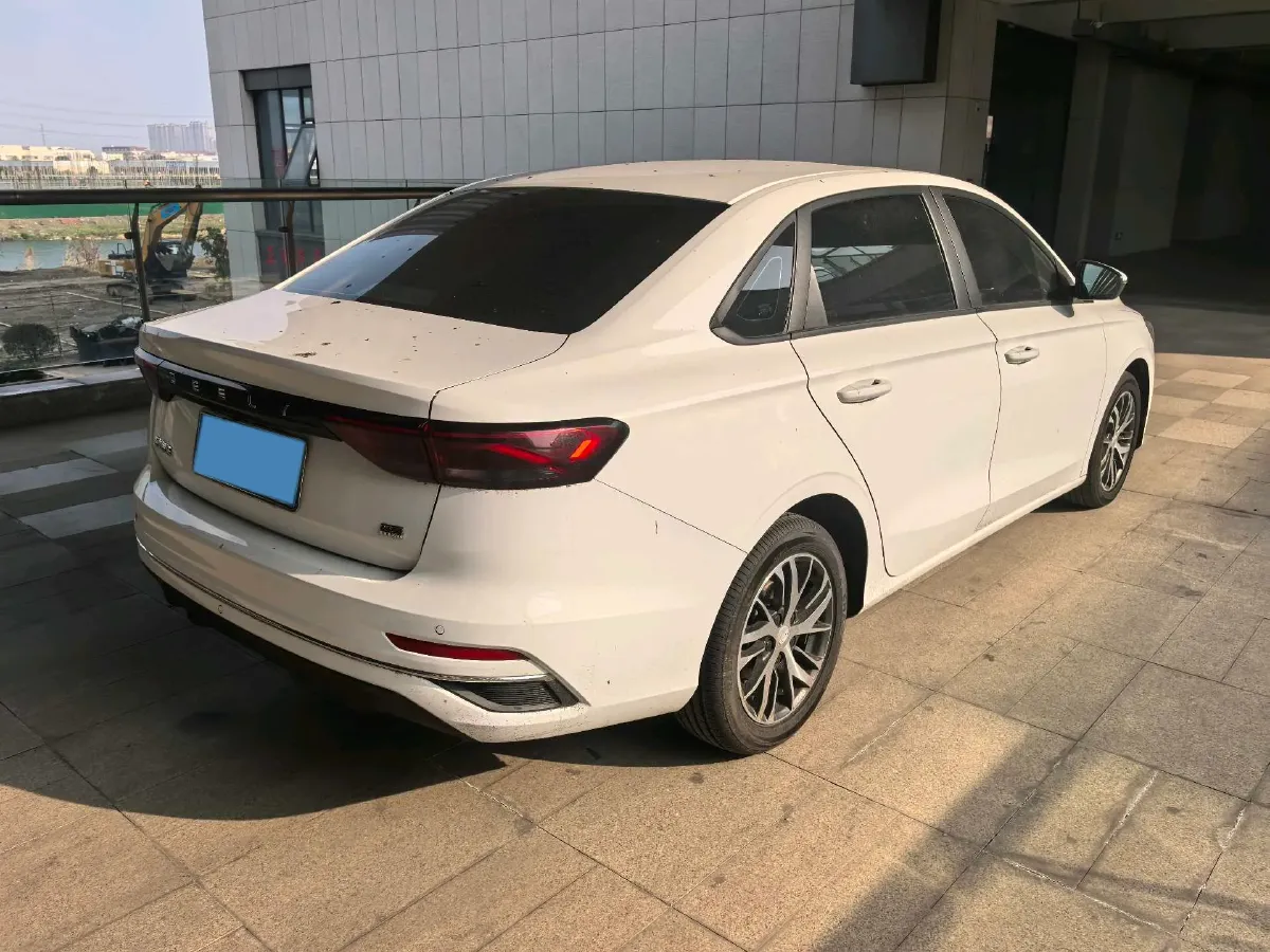 2023 Geely Emgrand 1.5L 127HP L4 5MT,autocango,china used car exporter,china ev exporter,chinese used car exporter,chinese used ev exporter