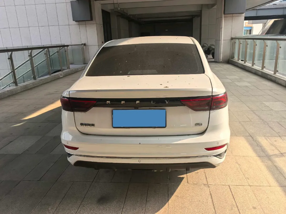 2023 Geely Emgrand 1.5L 127HP L4 5MT,autocango,china used car exporter,china ev exporter,chinese used car exporter,chinese used ev exporter
