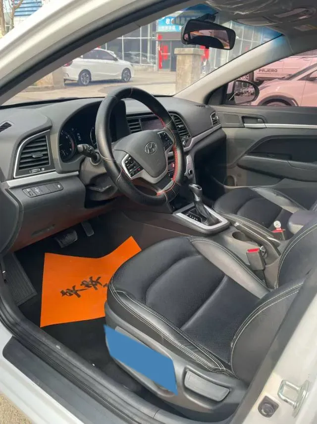 2016 Hyundai Elantra 1.6L 130HP L4 6AT,autocango,china used car exporter,china ev exporter,chinese used car exporter,chinese used ev exporter