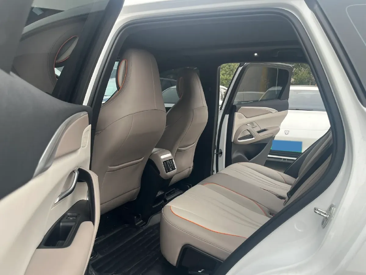 2023 BYD Song Pro 1.5L 110HP L4 E-CVT PHEV 12.9KWH,autocango,china used car exporter,china ev exporter,chinese used car exporter,chinese used ev exporter