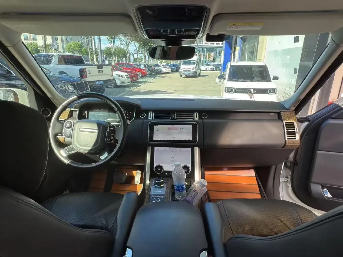 2019 Land Rover Range Rover 3.0T 381HP V6 8AT,autocango,china used car exporter,china ev exporter,chinese used car exporter,chinese used ev exporter