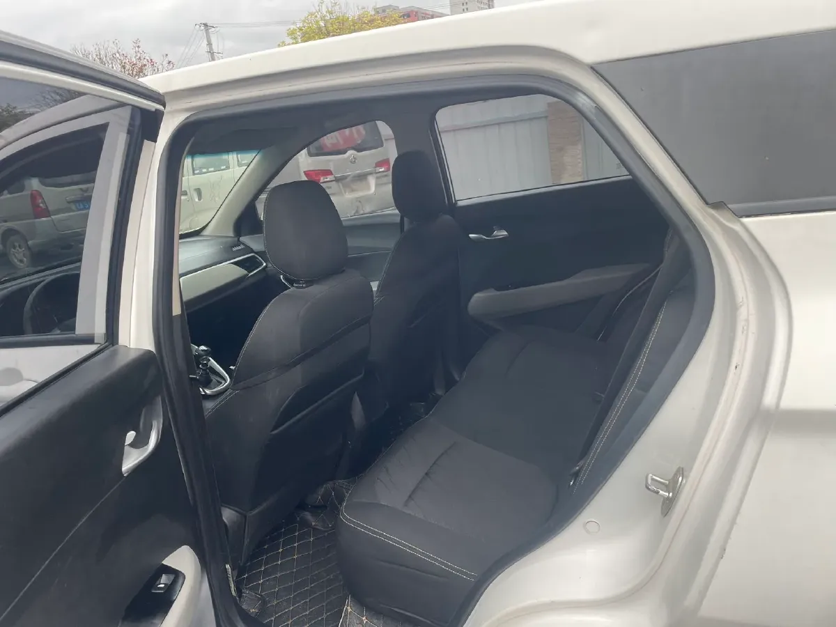 2017 BaoJun 510 1.5L 112HP L4 6MT,autocango,china used car exporter,china ev exporter,chinese used car exporter,chinese used ev exporter