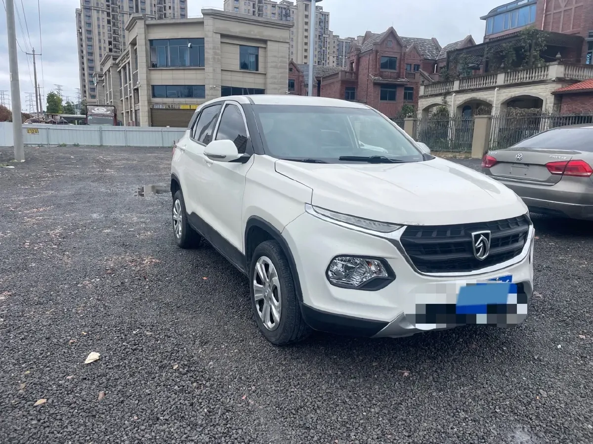 2017 BaoJun 510 1.5L 112HP L4 6MT,autocango,china used car exporter,china ev exporter,chinese used car exporter,chinese used ev exporter