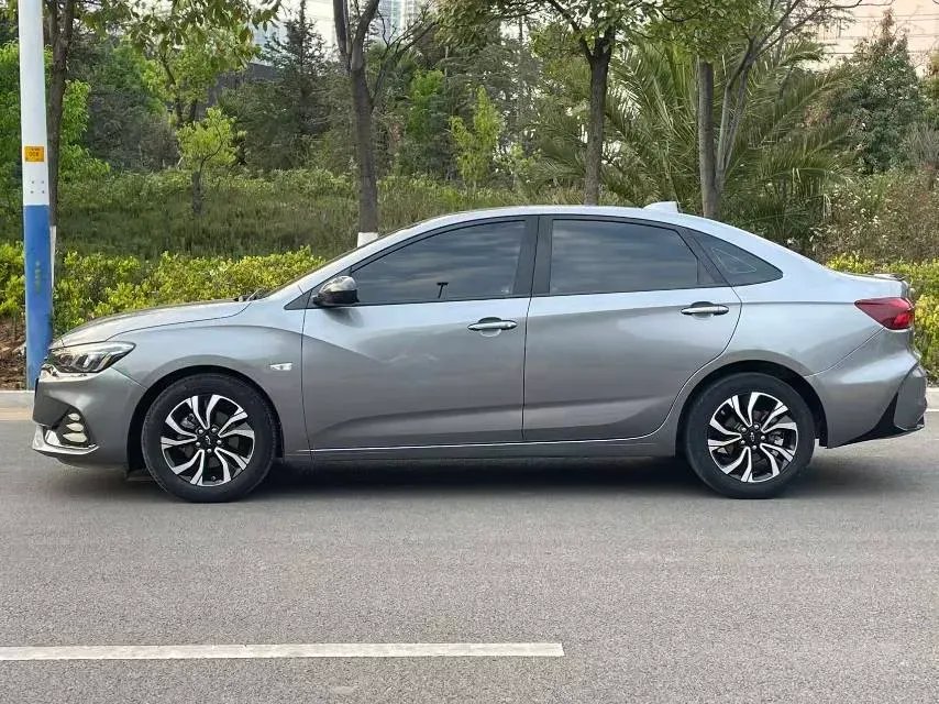 2019 Chevrolet Monza 1.3T 163HP L3 6AT,autocango,china used car exporter,china ev exporter,chinese used car exporter,chinese used ev exporter