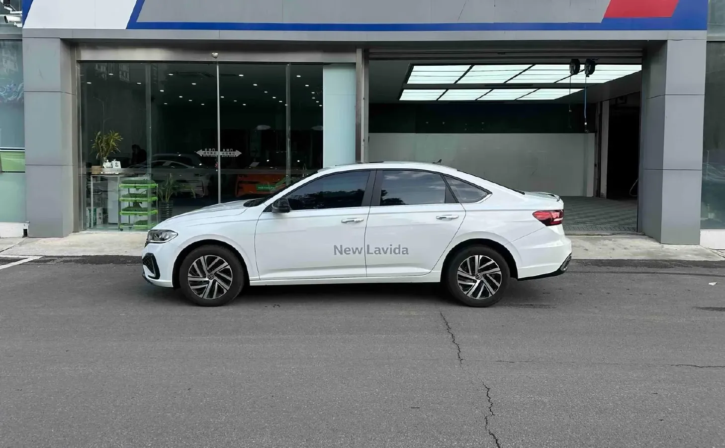 2024 Volkswagen Lavida 1.5T 160HP L4 7DCT,autocango,china used car exporter,china ev exporter,chinese used car exporter,chinese used ev exporter