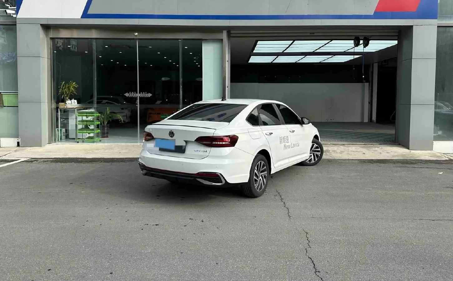 2024 Volkswagen Lavida 1.5T 160HP L4 7DCT,autocango,china used car exporter,china ev exporter,chinese used car exporter,chinese used ev exporter