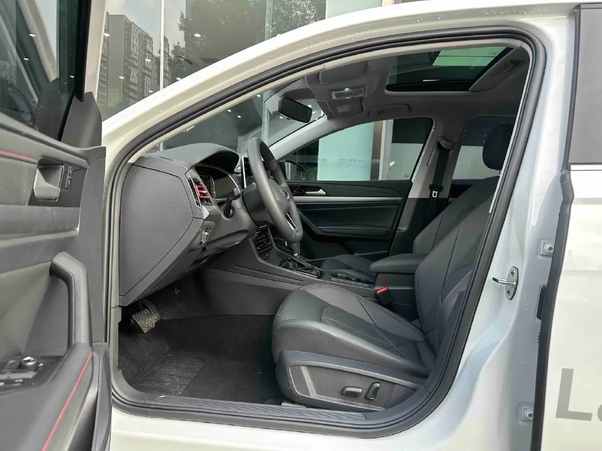 2024 Volkswagen Lavida 1.5T 160HP L4 7DCT,autocango,china used car exporter,china ev exporter,chinese used car exporter,chinese used ev exporter