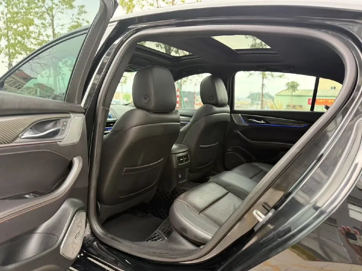 2021 Cadillac CT5 2.0T 237HP L4 10AT,autocango,china used car exporter,china ev exporter,chinese used car exporter,chinese used ev exporter