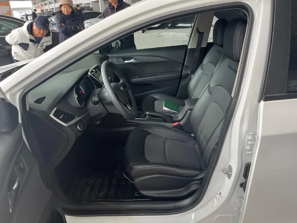 2019 Chevrolet Cavalier 1.5L 113HP L4 6AT,autocango,china used car exporter,china ev exporter,chinese used car exporter,chinese used ev exporter