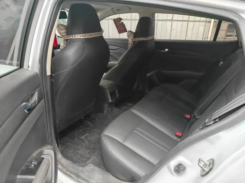 2023 DongFeng Aeolus YiXuan 1.5L 125HP L4 6DCT,autocango,china used car exporter,china ev exporter,chinese used car exporter,chinese used ev exporter