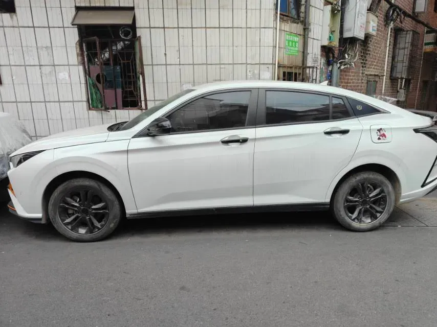 2023 DongFeng Aeolus YiXuan 1.5L 125HP L4 6DCT,autocango,china used car exporter,china ev exporter,chinese used car exporter,chinese used ev exporter