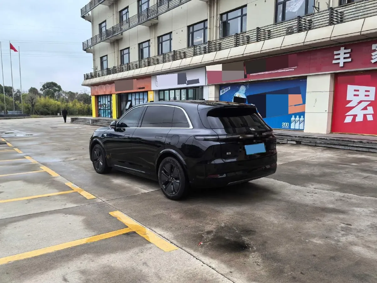 2024 Li L8 Range Extended 154HP REEV 42.8KWH,autocango,china used car exporter,china ev exporter,chinese used car exporter,chinese used ev exporter
