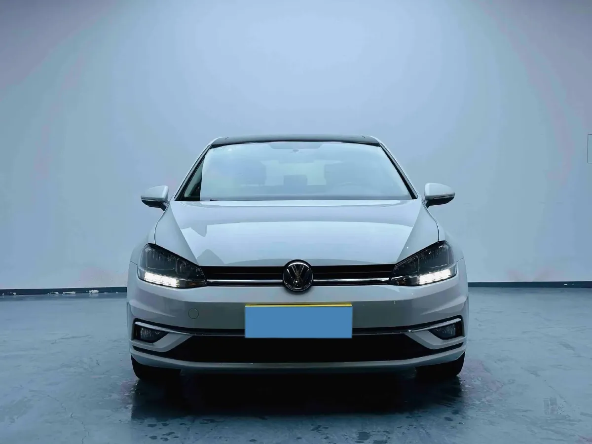 2020 Volkswagen Golf 1.2T 116HP L4 7DCT,autocango,china used car exporter,china ev exporter,chinese used car exporter,chinese used ev exporter
