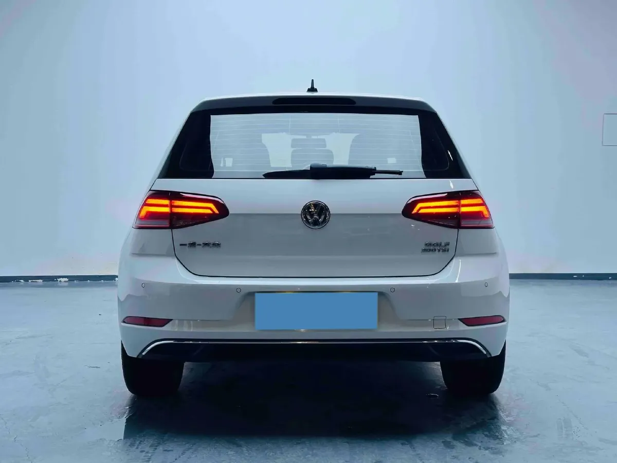 2020 Volkswagen Golf 1.2T 116HP L4 7DCT,autocango,china used car exporter,china ev exporter,chinese used car exporter,chinese used ev exporter