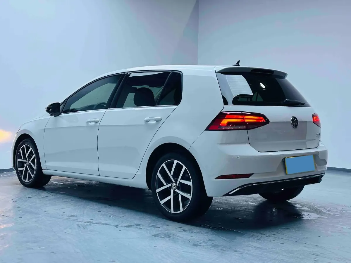 2020 Volkswagen Golf 1.2T 116HP L4 7DCT,autocango,china used car exporter,china ev exporter,chinese used car exporter,chinese used ev exporter