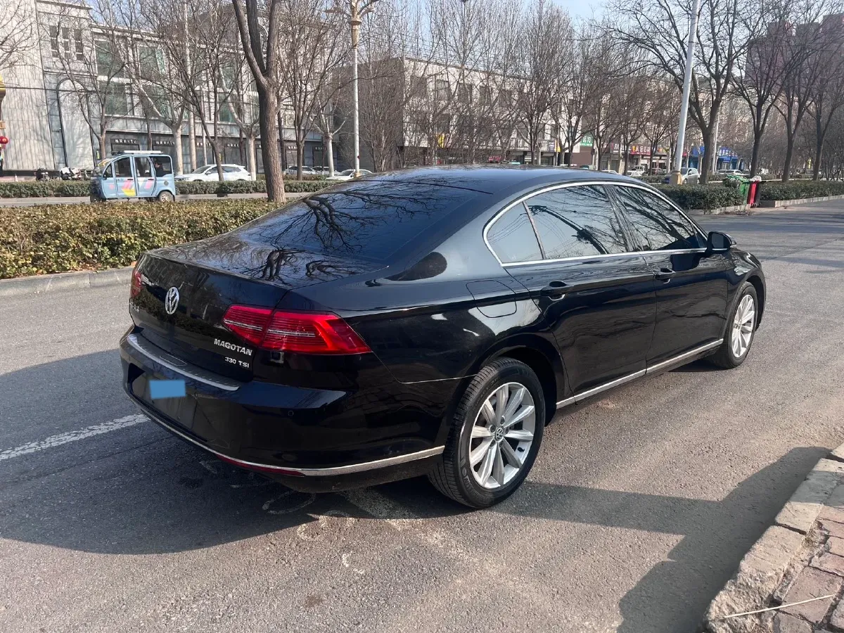 2018 Volkswagen Magotan 1.8T 180HP L4 7DCT,autocango,china used car exporter,china ev exporter,chinese used car exporter,chinese used ev exporter