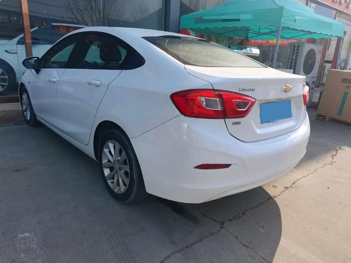 2018 Chevrolet Cruze 1.5L 114HP L4 6AT,autocango,china used car exporter,china ev exporter,chinese used car exporter,chinese used ev exporter