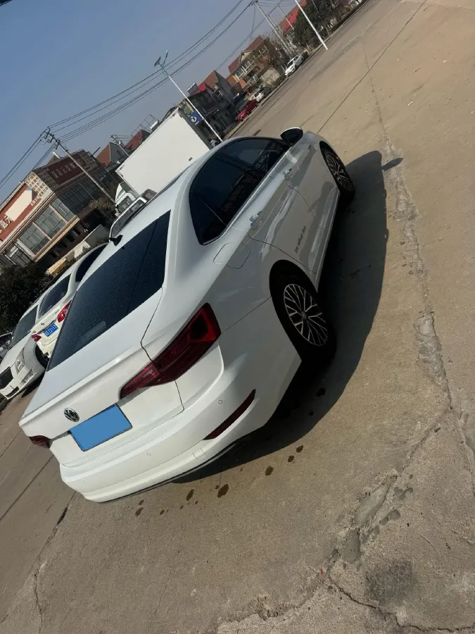 2020 Volkswagen Sagitar 1.2T 116HP L4 7DCT,autocango,china used car exporter,china ev exporter,chinese used car exporter,chinese used ev exporter