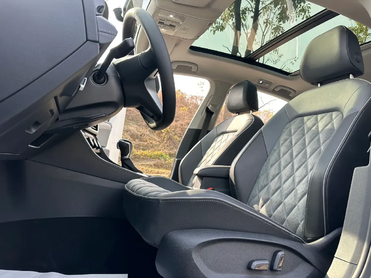 2023 Volkswagen Sagitar 1.4T 150HP L4 7DCT,autocango,china used car exporter,china ev exporter,chinese used car exporter,chinese used ev exporter