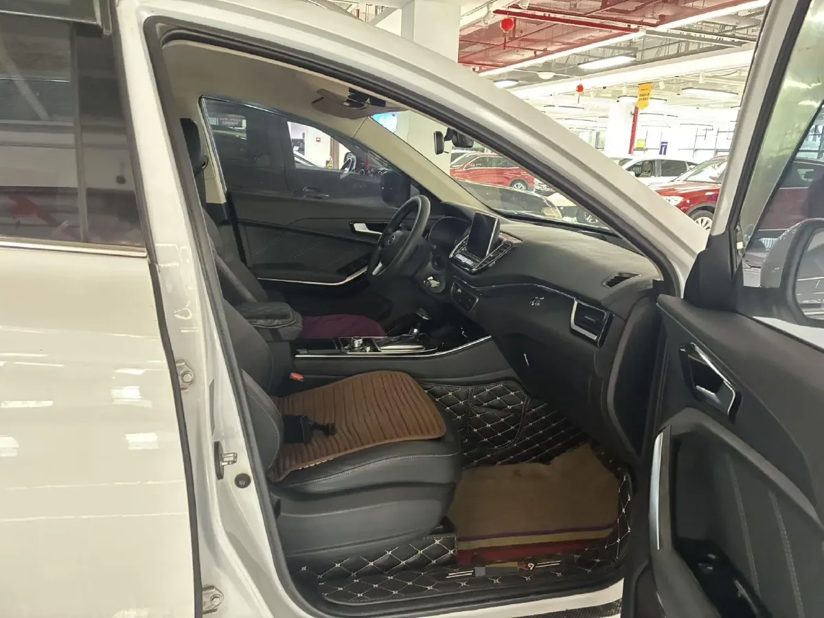 2018 FAW Senia R9 1.2T 143HP L4 7DCT,autocango,china used car exporter,china ev exporter,chinese used car exporter,chinese used ev exporter