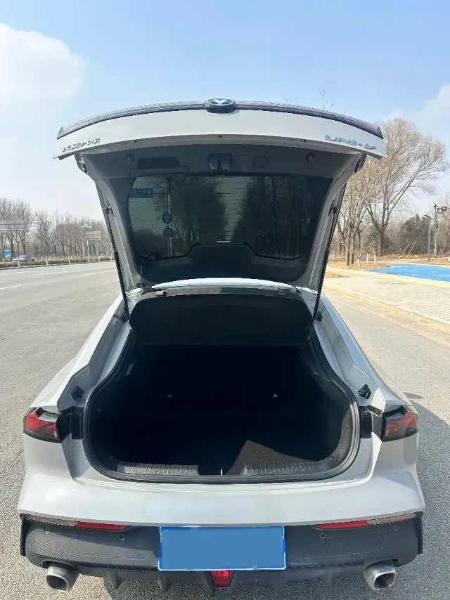 2022 ChangAn UNI-V 1.5T 188HP L4 7DCT,autocango,china used car exporter,china ev exporter,chinese used car exporter,chinese used ev exporter