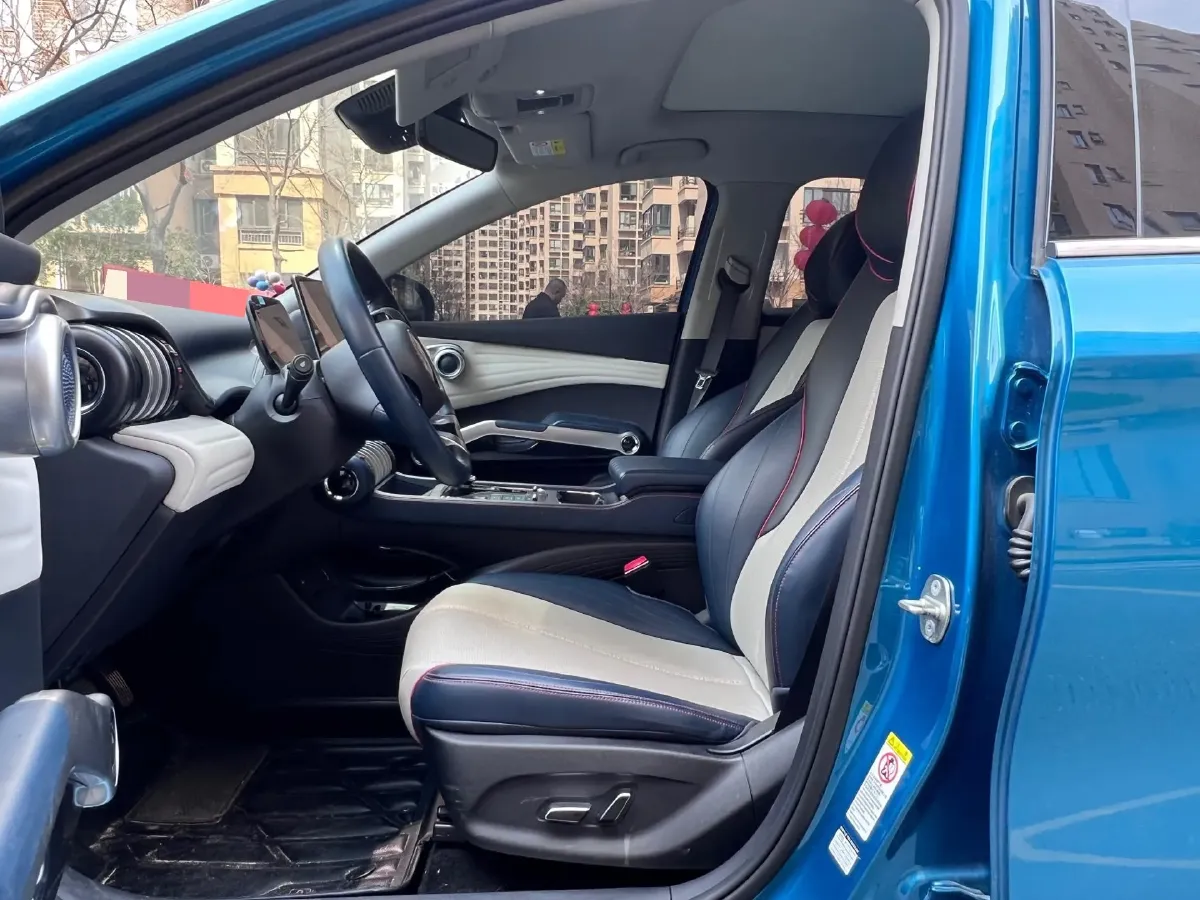 2022 Foton Grand General G7 2.0T 238HP L4 8AT,autocango,china used car exporter,china ev exporter,chinese used car exporter,chinese used ev exporter