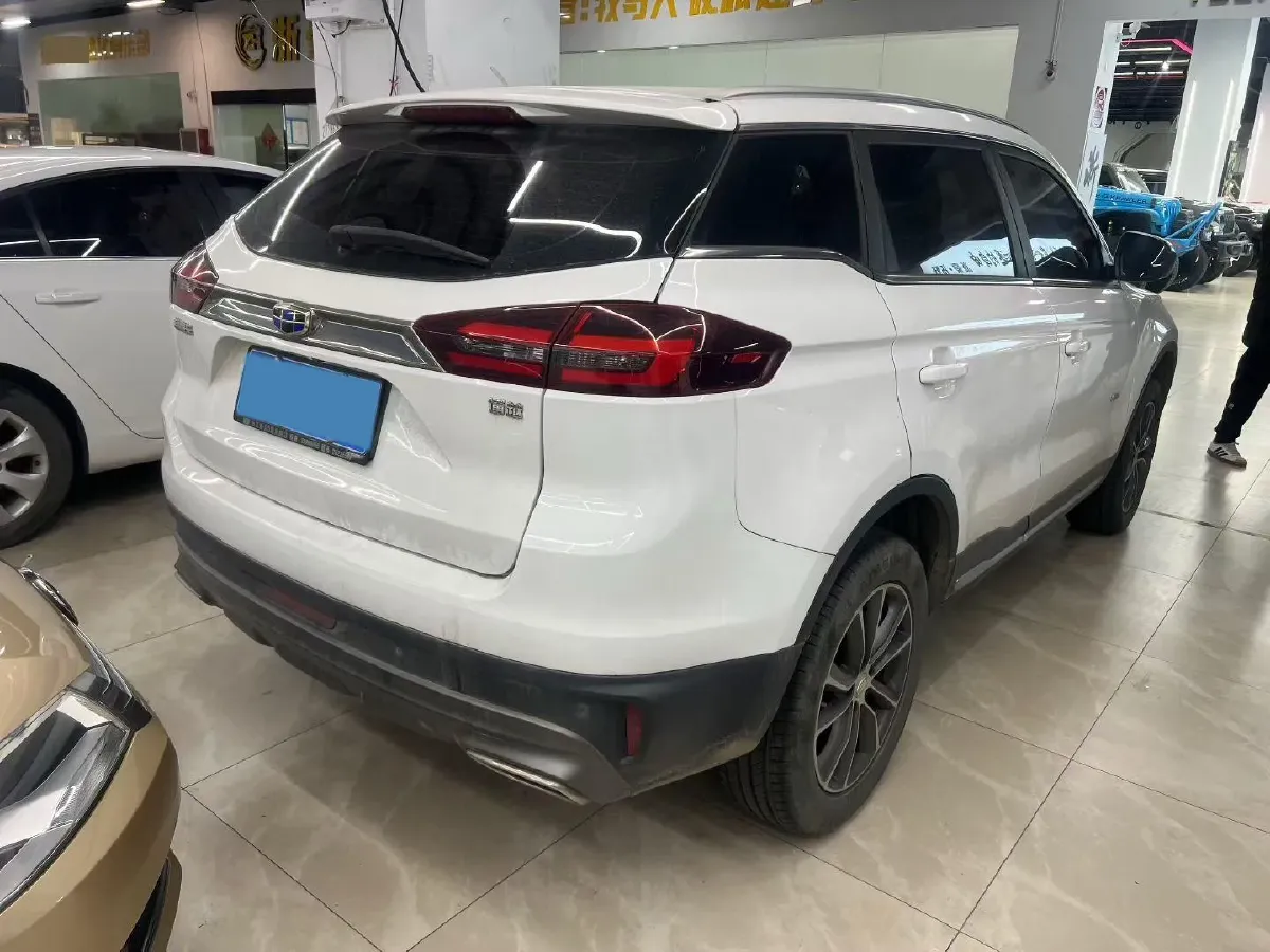 2020 Roewe i6 1.5T 169HP L4 7DCT,autocango,china used car exporter,china ev exporter,chinese used car exporter,chinese used ev exporter
