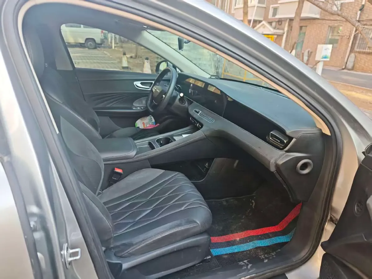 2023 Roewe D7 1.5L 112HP L4 1DHT PHEV 21.4KWH,autocango,china used car exporter,china ev exporter,chinese used car exporter,chinese used ev exporter