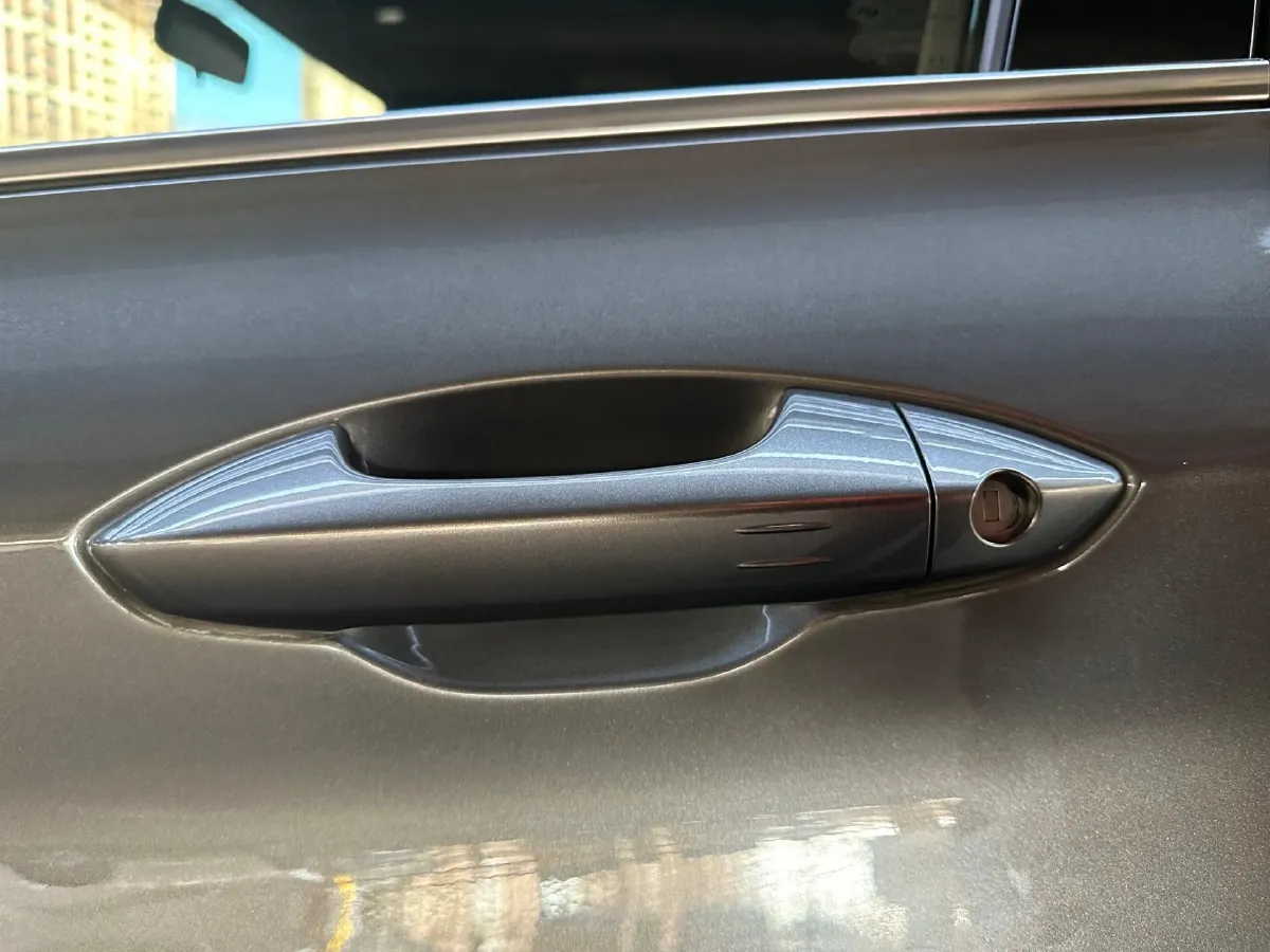 2021 Geely Coolray 1.4T 141HP L4 6DCT,autocango,china used car exporter,china ev exporter,chinese used car exporter,chinese used ev exporter