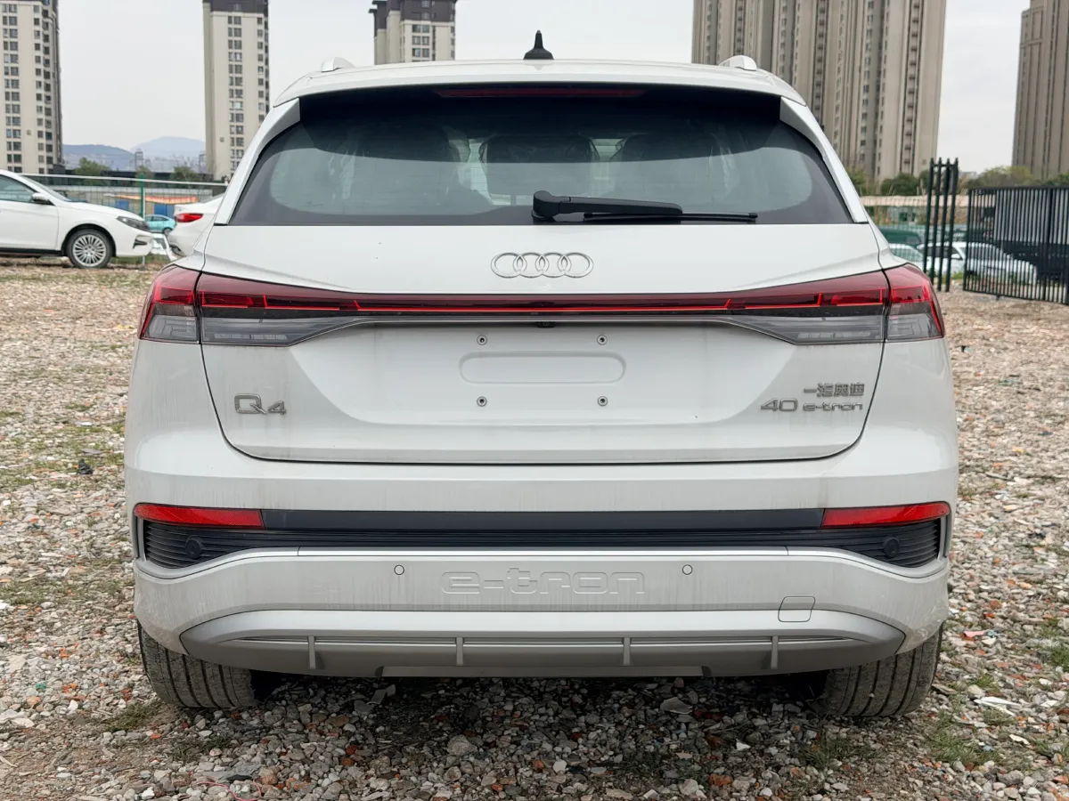 2024 Audi Q4 e-tron BEV 84.8KWH,autocango,china used car exporter,china ev exporter,chinese used car exporter,chinese used ev exporter