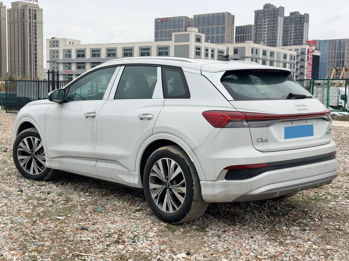 2024 Audi Q4 e-tron BEV 84.8KWH,autocango,china used car exporter,china ev exporter,chinese used car exporter,chinese used ev exporter