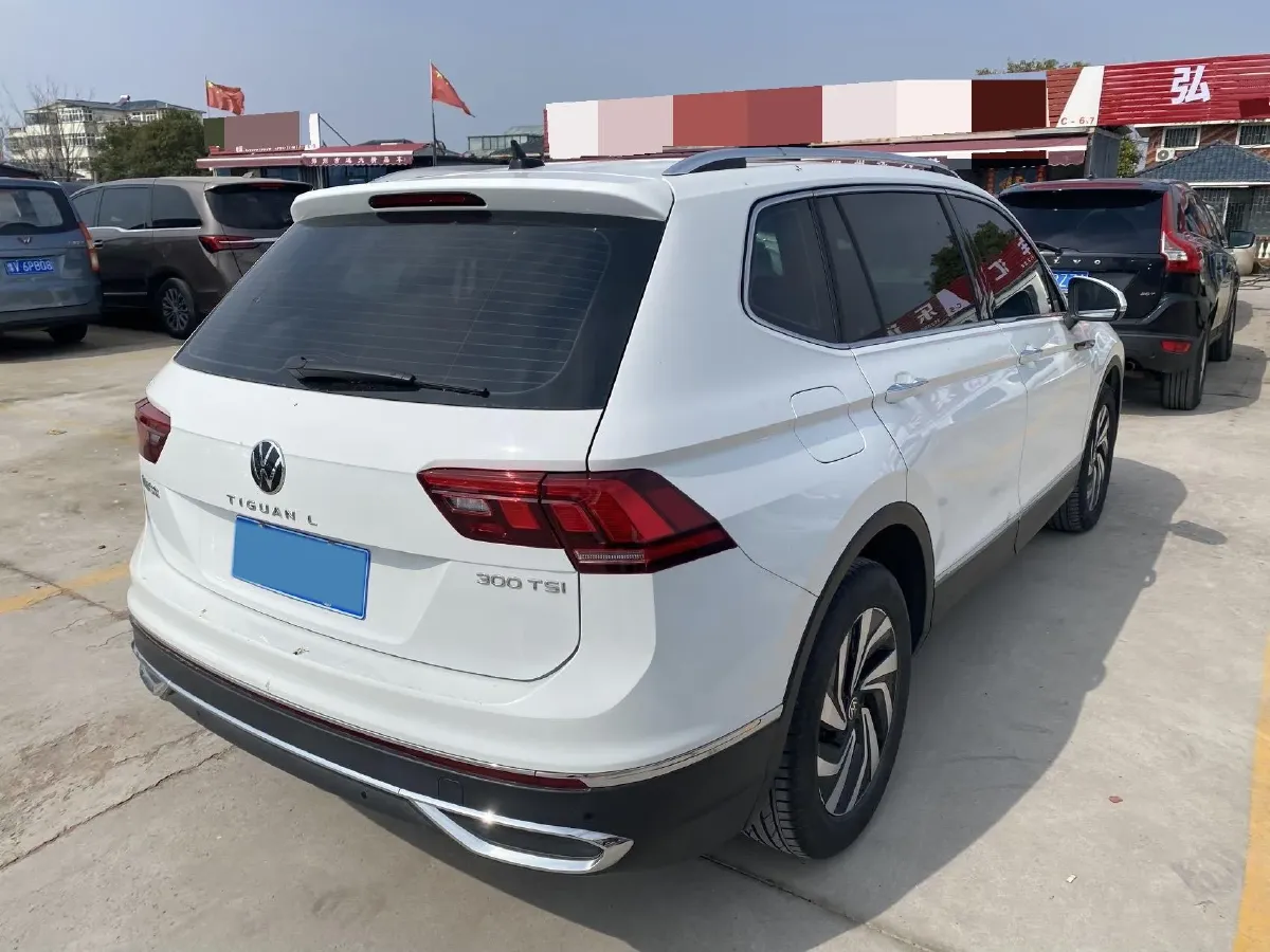 2023 Volkswagen Tiguan L 1.5T 160HP L4 7DCT,autocango,china used car exporter,china ev exporter,chinese used car exporter,chinese used ev exporter